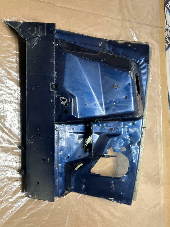 1999-04 Ford Mustang GT SVT V6 Driver LH Strut Tower Replacement 234