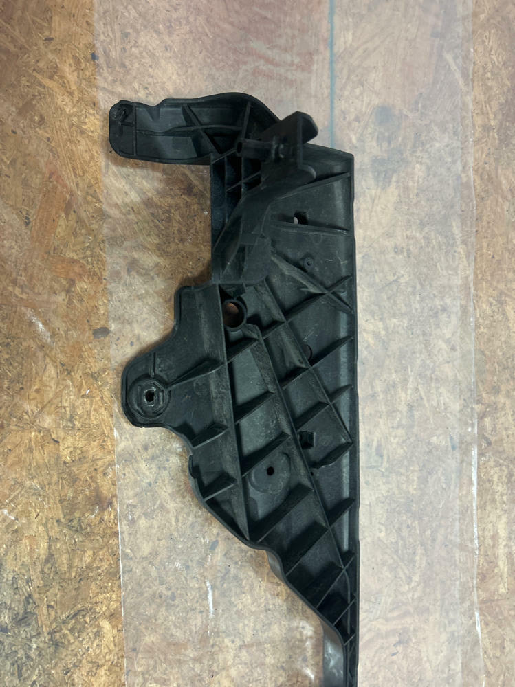 2011-14 Ford Mustang GT Upper Radiator Support/Mounting Brace 231