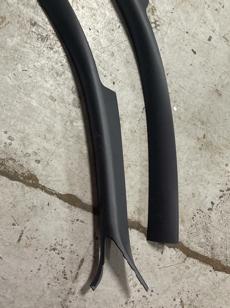 2011-14 Ford Mustang  Interior A-Pillars Pair LH RH 231