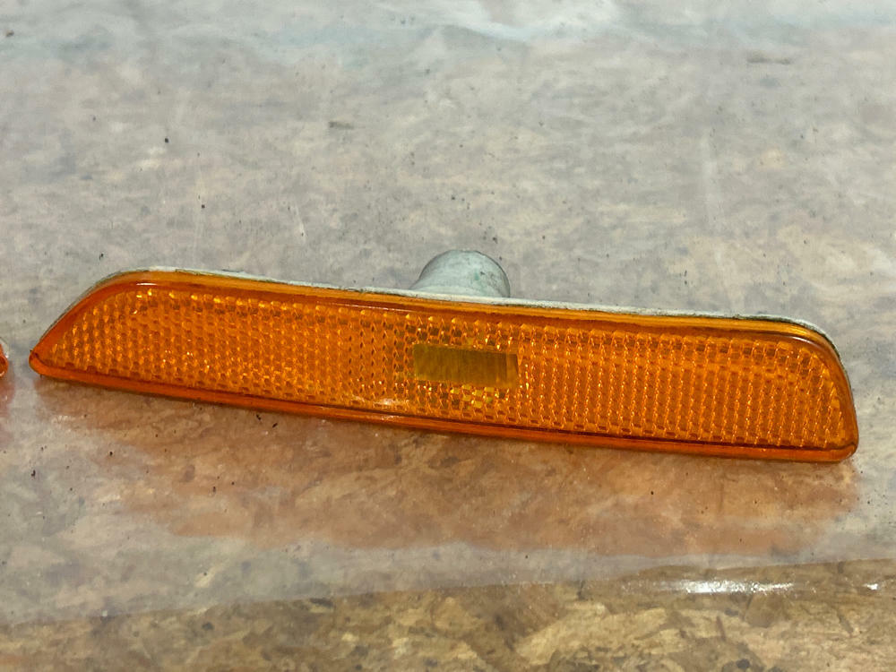 2011-14 Ford Mustang GT Amber Front Bumper Reflectors Pair 231