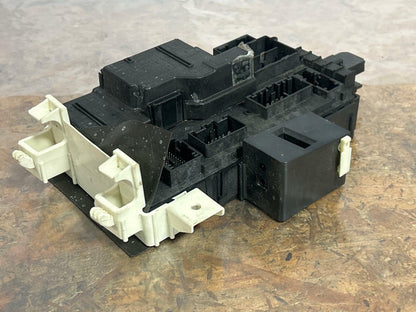 2011-14 Ford Mustang GT 5.0 6R80 Body Control Module 231