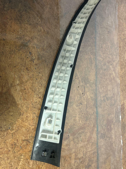 2011-14 Ford Mustang Passenger RH Interior A-Pillar 239