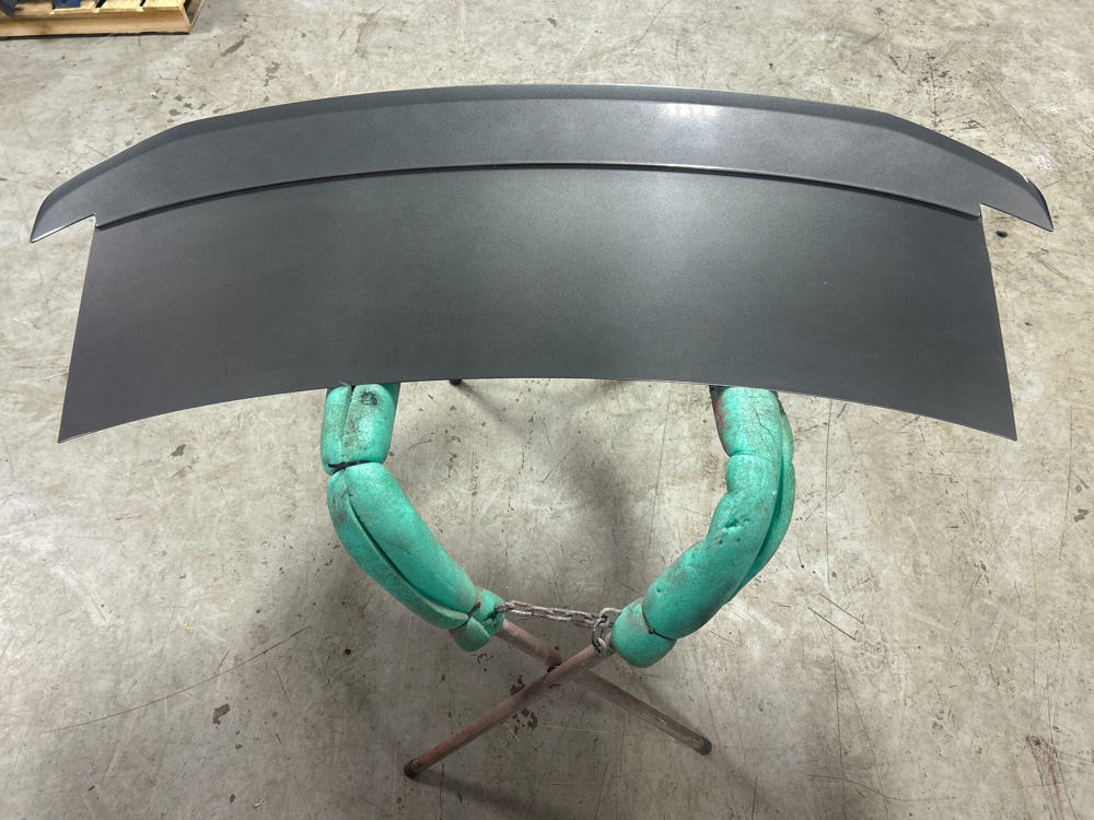 2013-14 Ford Mustang Decklid w/ Spoiler (Code UJ) 239