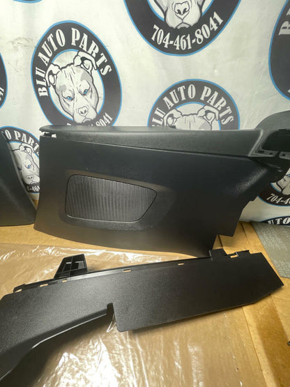 2018-23 Ford Mustang Rear Convertible Plastics 244
