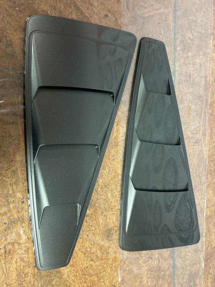 2013-14 Ford Mustang 1/4 Window Louvers (Code UJ) 239