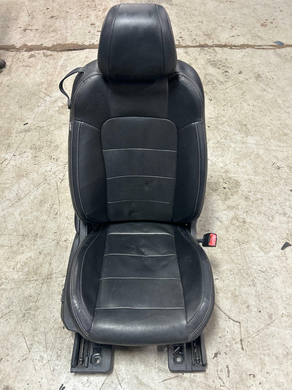 2015-17 Ford Mustang Front Passenger RH Leather Seat 240
