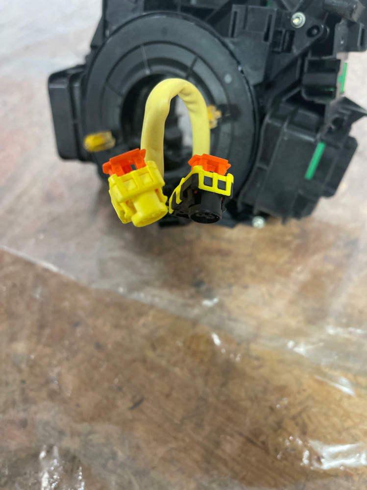 2015-17 Ford Mustang Clock Spring 256