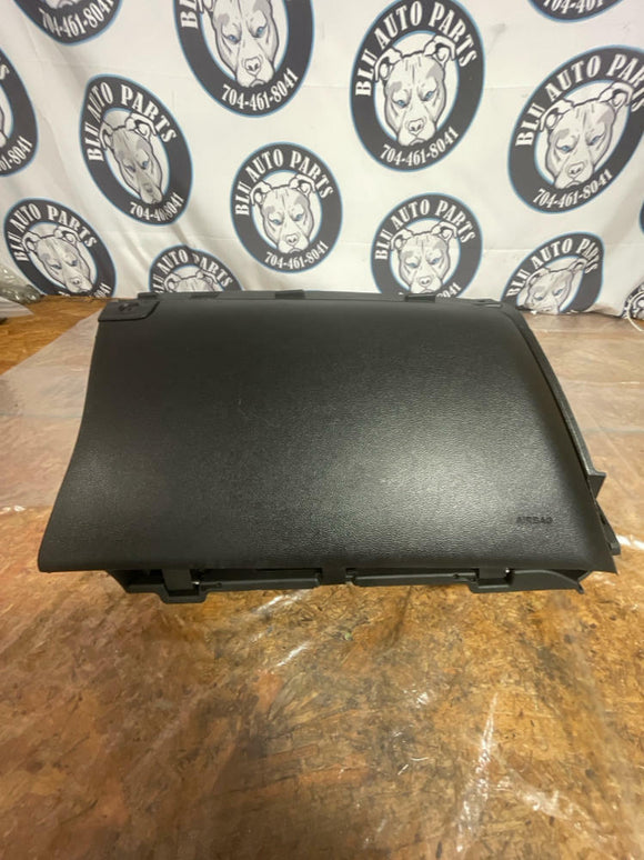 2015-17 Ford Mustang Glove Box Passenger 256