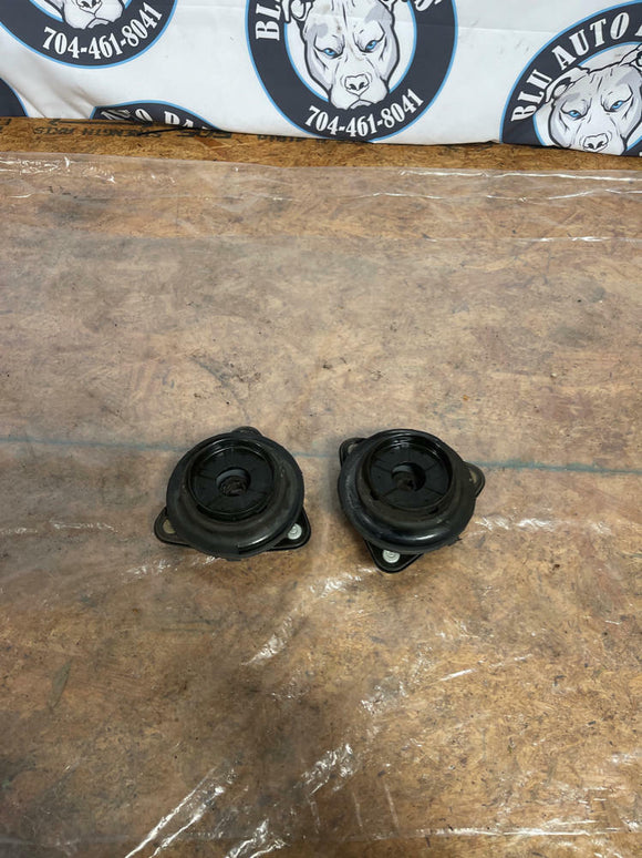 2015-23 Ford Mustang GT OEM Strut Hat Pair 248