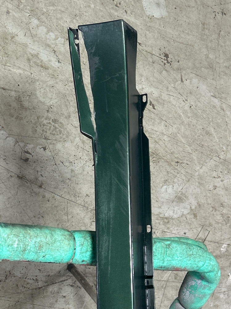 2001 Ford Mustang Bullitt LH Side Skirt/Rocker Panel (Code PY)- NEEDS WORK 257