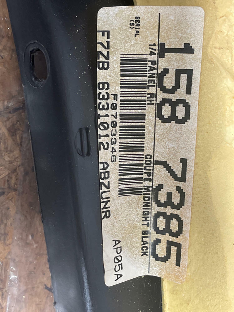 1999-04 Ford Mustang GT Bullitt RH Passenger Quarter Plastic 257