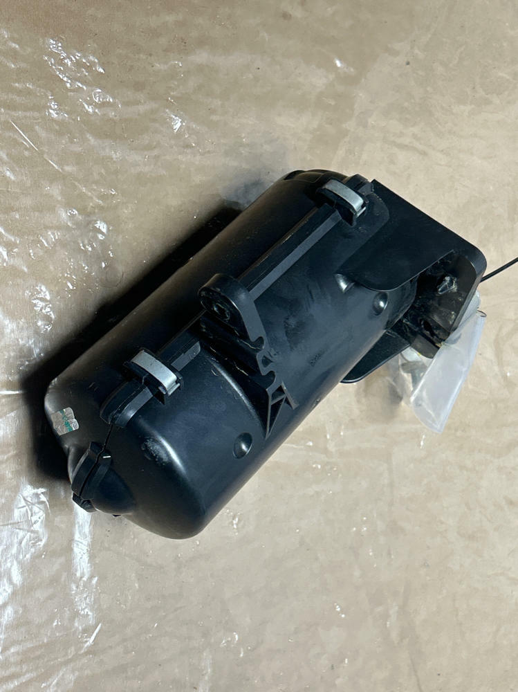 2007-09 Ford Mustang Shelby GT500 KR A/C Accumulator Cover 16k Miles 263