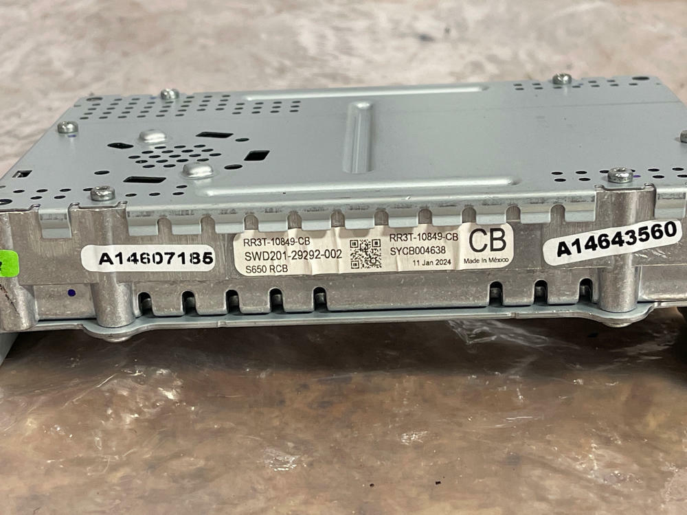 2024+ Ford Mustang GT Gen 4 S650 Cluster Display Screen Module AT 250