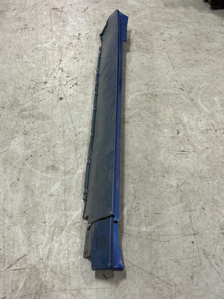 1999-04 Ford Mustang Passenger RH Side Skirt (Paint Code K6) 230