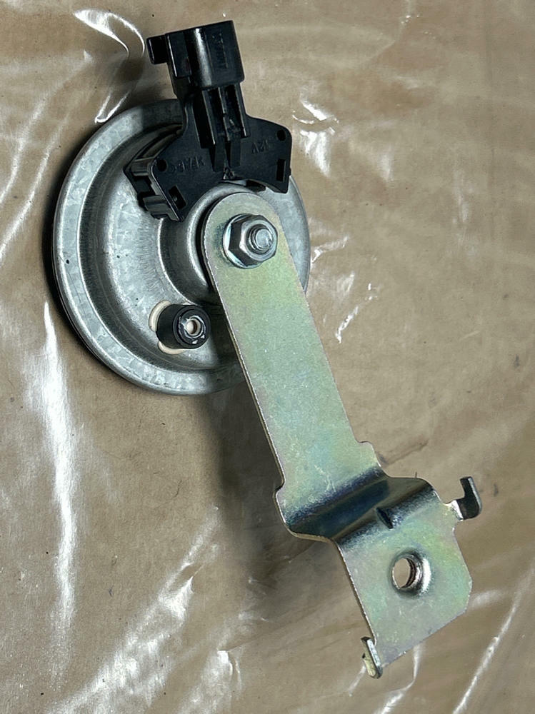 2007-09 Ford Mustang Shelby GT500 KR Horn w/ Bracket (x1) 263