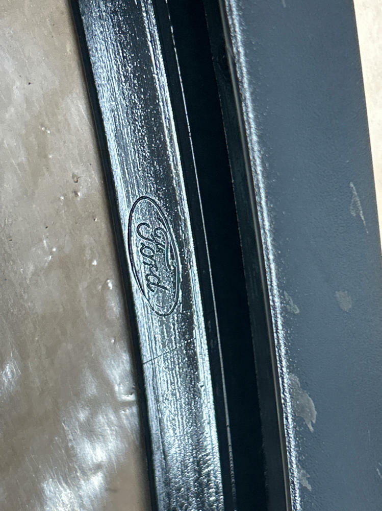 2007-09 Ford Mustang Shelby GT500 KR Window Frame Trim Pass. RH- for Coupe, 263