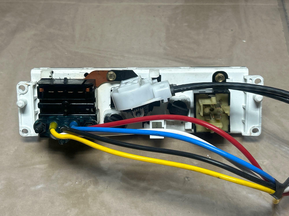 2003-04 Ford Mustang SVT Cobra HVAC Control Panel w/ Knobs- Low Miles 270