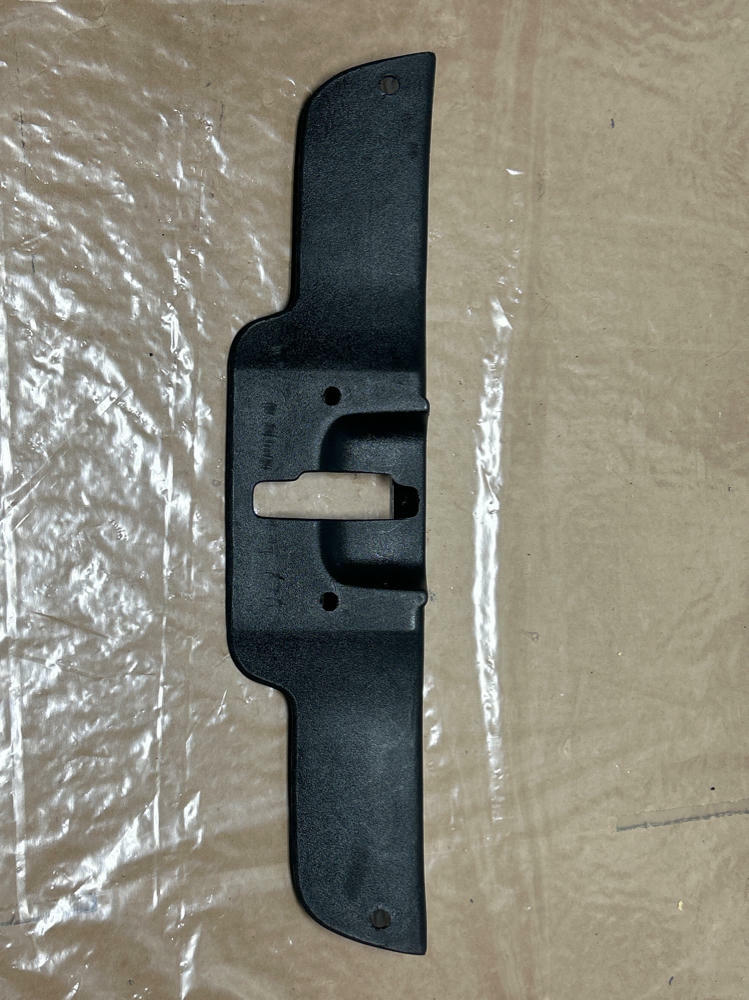 2003-04 Ford Mustang SVT Cobra Trunk Latch Interior Cover Trim 270