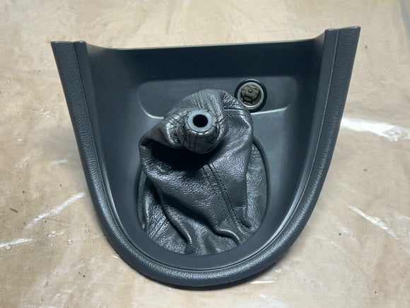 2003-04 Ford Mustang SVT Cobra OEM Shifter Boot & Bezel 270