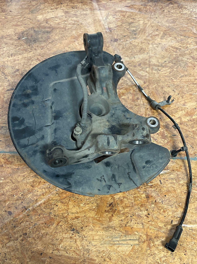 2015-17 Ford Mustang GT Front RH Spindle Assembly 264