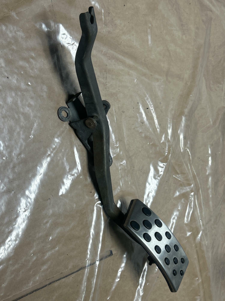2003-04 Ford Mustang SVT Cobra OEM Gas Pedal Low Miles 270