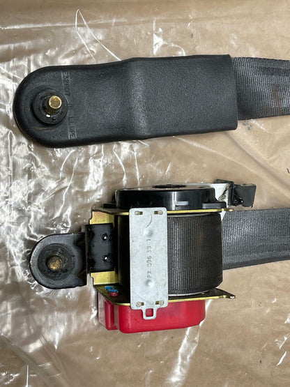 2003-04 Ford Mustang SVT Cobra Front LH Driver Seat Belt- for Coupe 270