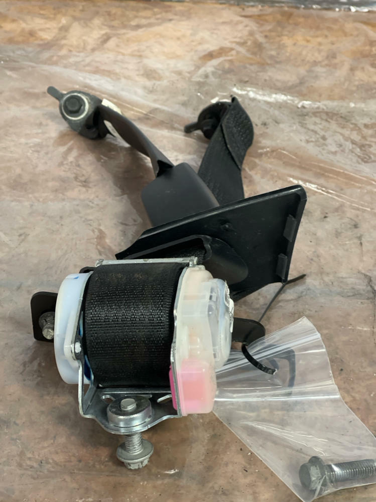 2015-17 Ford Mustang LH Driver Rear Seat Belt 264