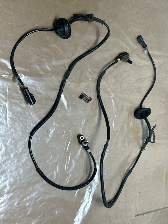 2003-04 Ford Mustang SVT Cobra Rear ABS Sensors Pair LH RH 270