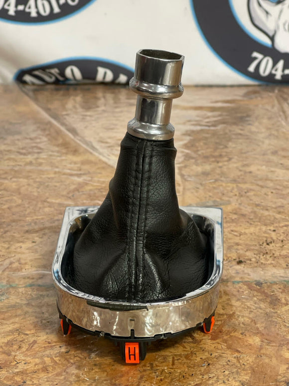 2015-17 Ford Mustang GT Shifter Bezel/Leather Boot- for MT82 Manual Trans 265