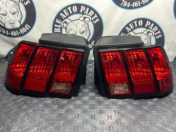 1999-04 Ford Mustang GT Saleen Tail Lights Pair LH RH 245