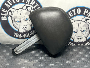 1999-04 Ford Mustang GT Front RH Passenger Head Rest 245