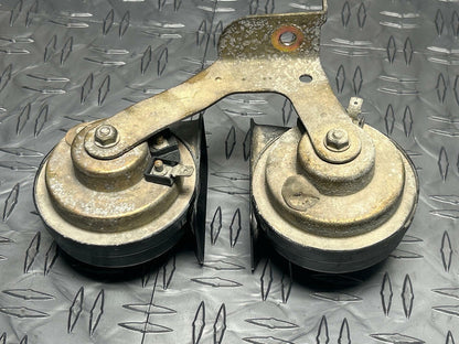 1999-04 Ford Mustang GT Saleen Exterior Horn 245