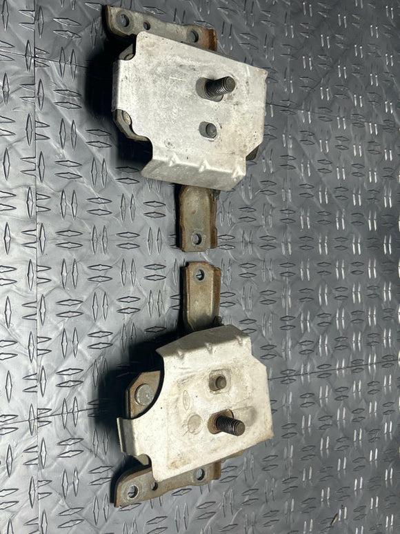 1999-04 Ford Mustang GT Saleen OEM Motor Mounts 245