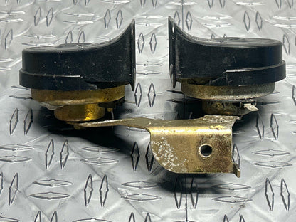 1999-04 Ford Mustang GT Saleen Exterior Horn 245