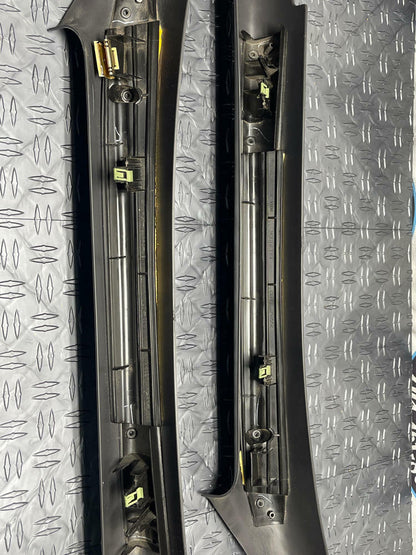 1999-04 Ford Mustang GT Interior A-Pillars Convertible 245
