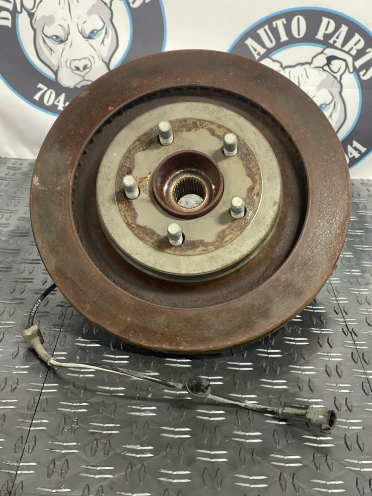 2015-17 Ford Mustang GT OEM Pass. Rear RH Spindle Assembly 258