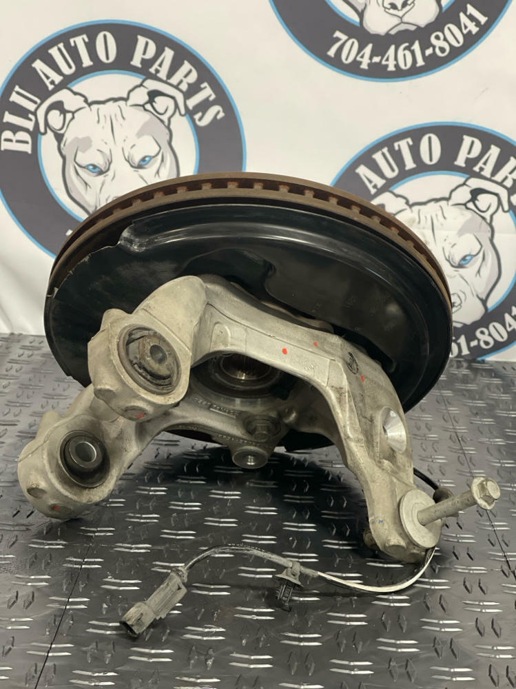 2015-17 Ford Mustang GT OEM Pass. Rear RH Spindle Assembly 258