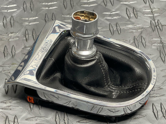 2015-17 Ford Mustang GT MT82 Shifter Bezel & Leather Boot- Scratched 269