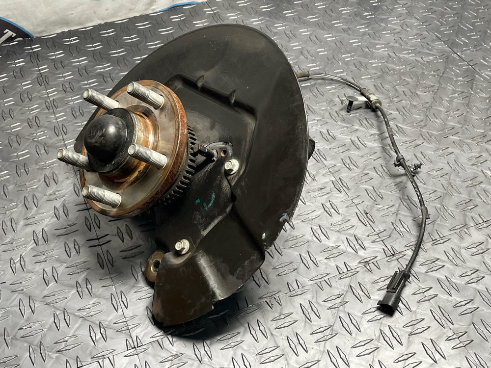 2015-17 Ford Mustang GT Front Pass. RH Spindle- 42k Miles 269