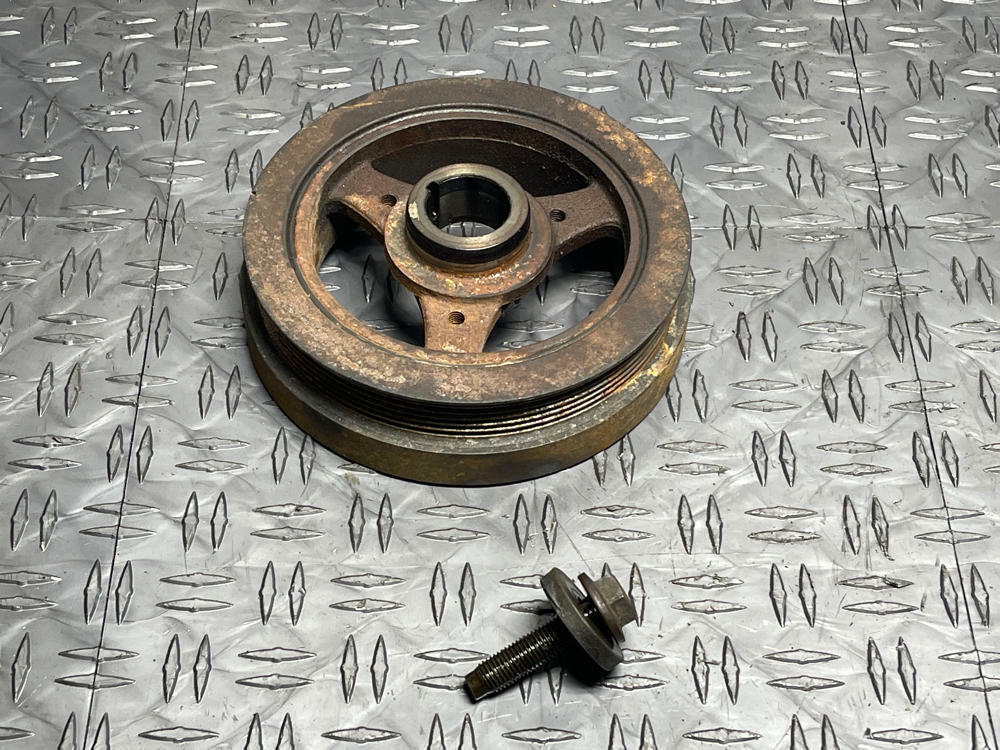 1999-04 Ford Mustang GT/Saleen 4.6 2V Crank Pulley & Bolt 243