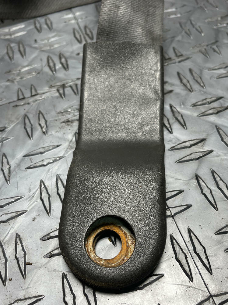 1999-04 Ford Mustang GT/Saleen Driver Front LH Seat Belt- FOR VERT 243
