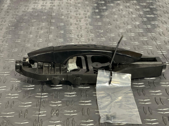 2015-17 Ford Mustang GT Passenger RH Door Handle (Paint Code G1) 268