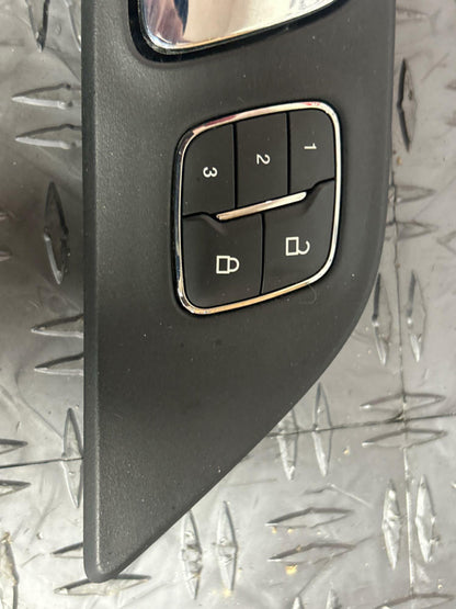 2015-17 Driver LH Door Handle/ Lock Control Panel/ Trim & Harness 268