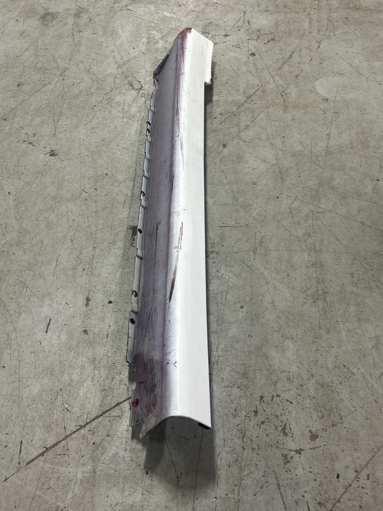 2003-04 Ford Mustang SVT Cobra Side Skirt RH Passenger Side  273