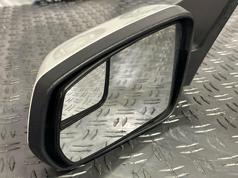2013-14 Ford Mustang Driver LH Base Model Mirror(Paint Code YZ, NO OPTIONS) 259
