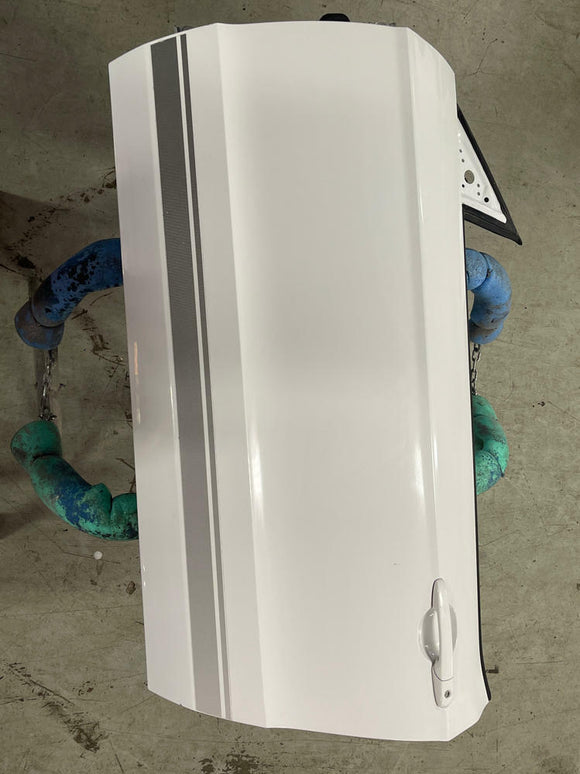 2013-14 Ford Mustang Driver LH Door Assembly (Paint Code YZ: Oxford White) 259