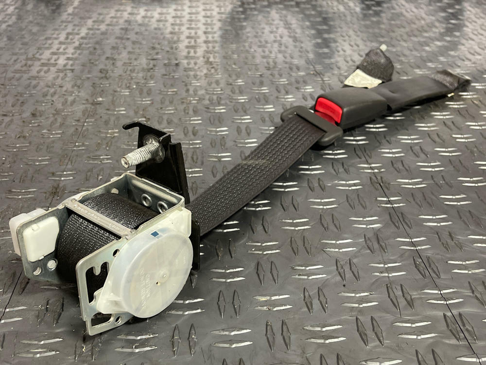 2013-14 Ford Mustang Rear Seat Belt Pair- for Coupe, Buckles Included 259