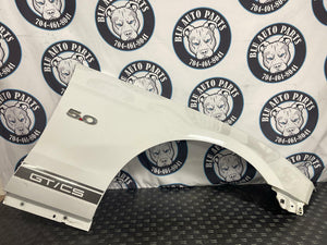 2013-14 Ford Mustang OEM RH Fender (Paint Code YZ: Oxford White) 259