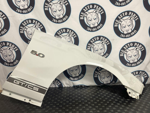2013-14 Ford Mustang OEM RH Fender (Paint Code YZ: Oxford White) 259