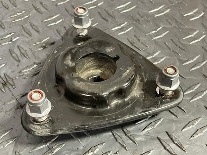 2015-23 Ford Mustang Strut Tops Pair LH/RH OEM 258
